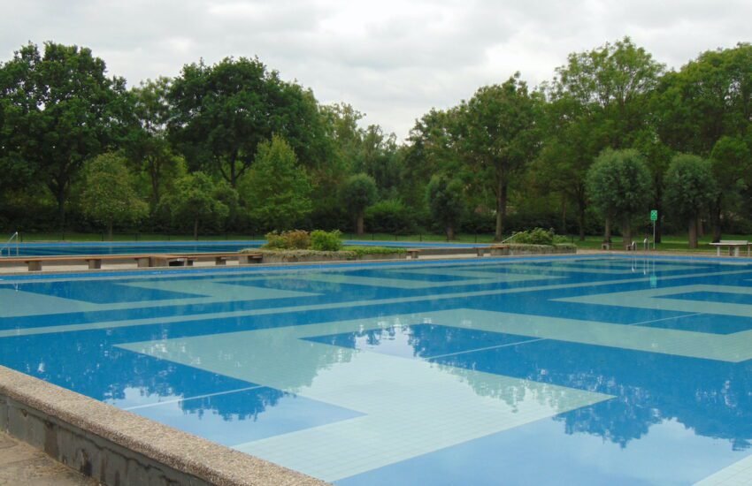 Zwembad De Nieuwe Hateboer